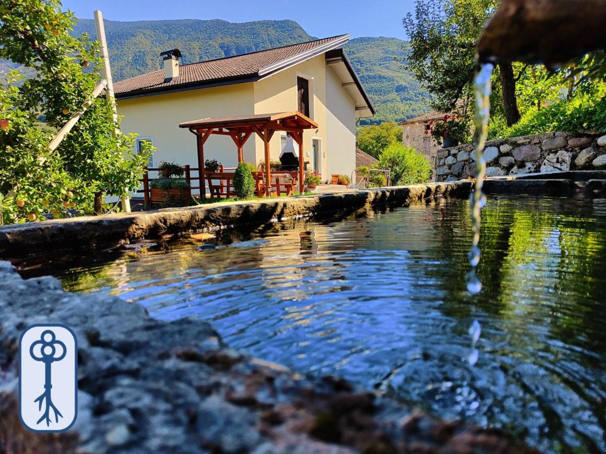 Casa Vacanze Antico Eremo, Tra Natura E Tradizione Campodenno Kültér fotó